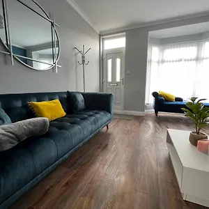  Holiday home Belmont Street United Kingdom